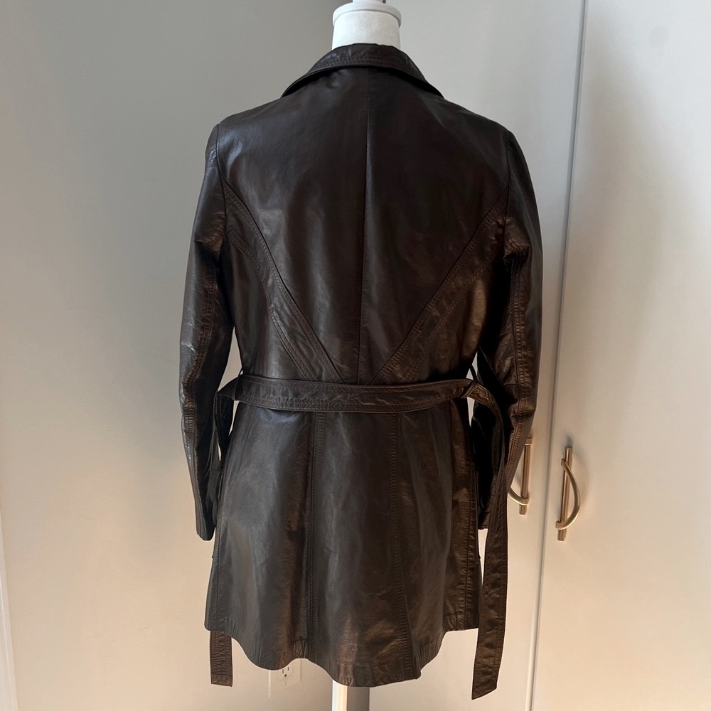 70s Cognac Leather Coat - Picture 6 of 8